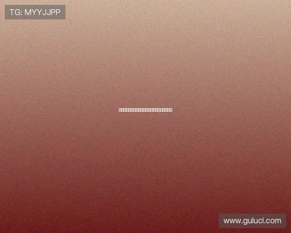 孙兴慜近照展现迷人笑容与帅气气质引发粉丝热议 孙兴慜近照展现迷人笑容与帅气气质引发粉丝热议